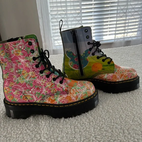 Dr. Martens Jadon Daze Boots. US Women’s Sz 9.  Excellent Condition. No Box. - Picture 4 of 16